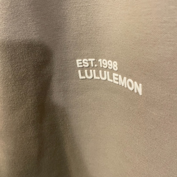 LULULEMON HEAVEYWEIGHT FLEECE SWEATPANT. SHEER OAK - Picture 4 of 10